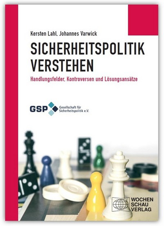 Buchcover 'Sicherheitspolitik Verstehen' von Lahl/Varwick mit Schach-, Domino- und Spielfiguren auf einem Brett.