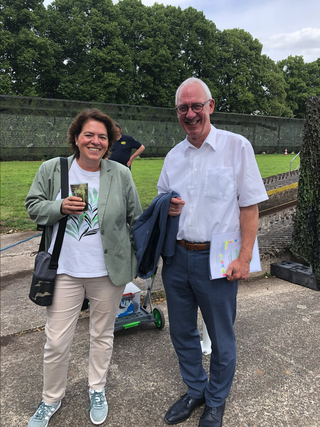 Kerstin Vieregge (MdB und Vizepräsidentin GSP) mit Generalleutnant a.D. Dr. Ansgar Rieks