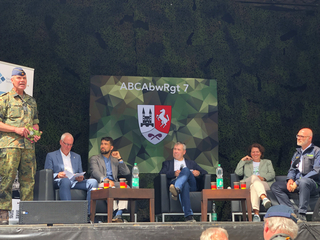Alle Panelisten - 1 Stunde Sicherheitspolitik pur vor mehr als 500 Zuschauenden