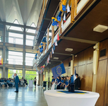 Begrüssung der Schüler und Referenten durch den Schulleiter in der Aula des Gymnasium am Rotenbühl